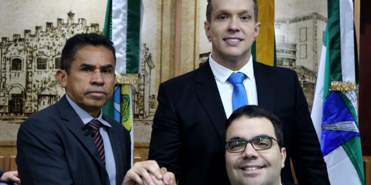 Zé Humberto toma posse como vereador de Natal e vai exercer mandato por 60 dias