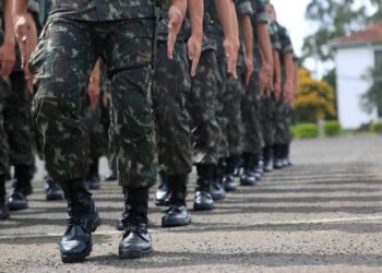 Senado envia ao Executivo sugestão de cidadão pelo fim da pensão de filho e filha de militar