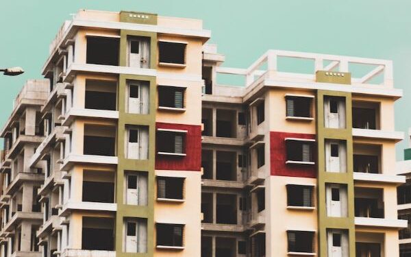 Cliente será indenizado por empresas imobiliárias de Mossoró em razão de falta de entrega de bem