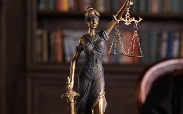 Estado terá que regularizar promoções e progressão de servidor retroativamente