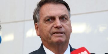 Defesa recorre de decisão do TSE que tornou Bolsonaro inelegível