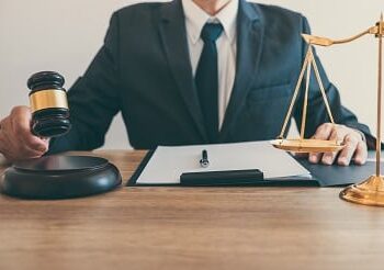 Contrato de corretagem pode condicionar pagamento da comissão a evento futuro e incerto