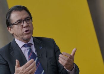 Nova contribuição sindical não será obrigatória, diz Marinho