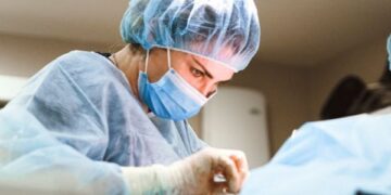 Justiça determina cirurgia de glaucoma em criança de 6 anos