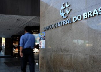 Copom inicia sexta reunião do ano sob expectativa de corte nos juros