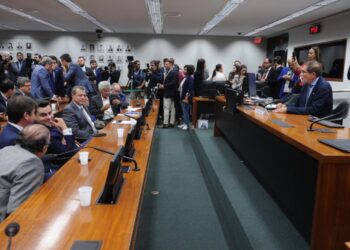 CPI da Manipulação no Futebol pode votar relatório nesta quarta-feira