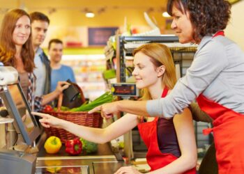 Por uso de lista de empregados para firmar acordo fraudulento, supermercado é condenado