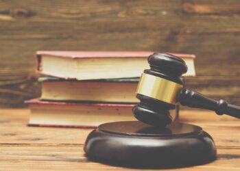 Instituição financeira é condenada a indenizar cliente por negativação indevida