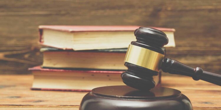 Instituição financeira é condenada a indenizar cliente por negativação indevida