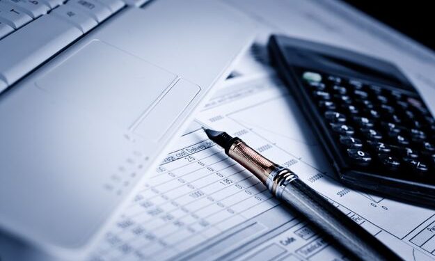 Governo afirma que novas receitas no Orçamento são apenas “correções de erros”