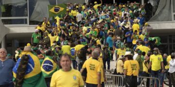 Supremo julga primeiros réus pelos atos golpistas de 8 de janeiro