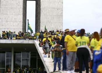 PGR reitera pedido de condenação de mais 40 pessoas por atos golpistas