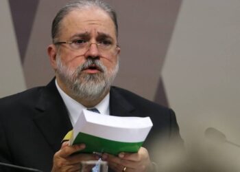 Prestação de contas: Augusto Aras encerra gestão com apenas 19 processos judiciais