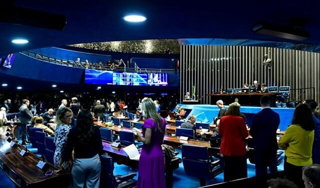 Senado aprova PL da taxação dos fundos exclusivos e offshores