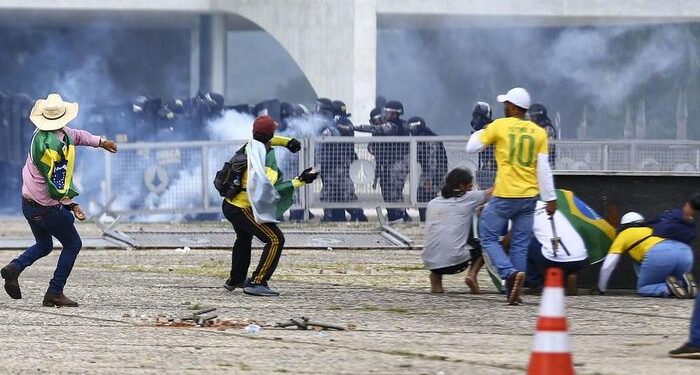 Atos antidemocráticos: mais cinco envolvidos são condenados pelo STF