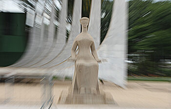 STF fixa critérios para responsabilizar empresas jornalísticas por divulgação de acusações falsas