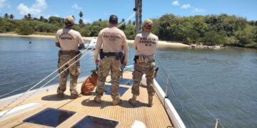 PF apreende, em Natal, veleiro que teria sido roubado na Europa