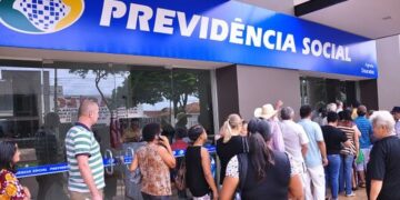 Sancionada lei para reduzir filas do INSS