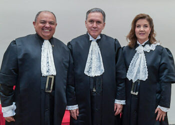 Teodoro Silva Santos, Afrânio Vilela e Daniela Teixeira tomam posse como ministros do STJ