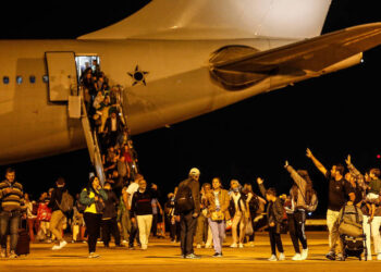 Mais um grupo de repatriados de Gaza chega ao Brasil