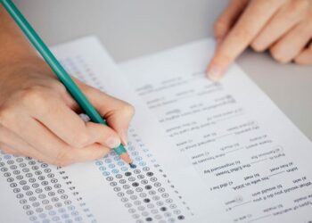 Concursos abertos: 40 órgãos abrem 5.277 vagas na semana