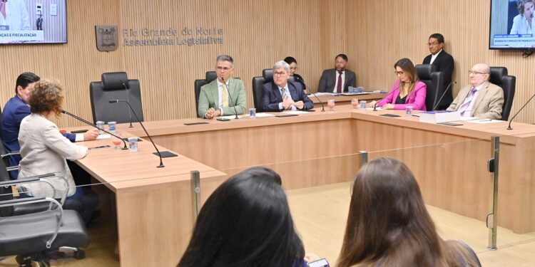 Comissão de Finanças da ALRN aprova LOA e PPA 2024-2027