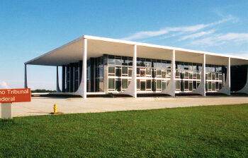 Presidente e vice do STF dividem plantão para casos urgentes durante o recesso