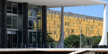 STF suspende ação sobre competência da União para fiscalizar regimes previdenciários estaduais