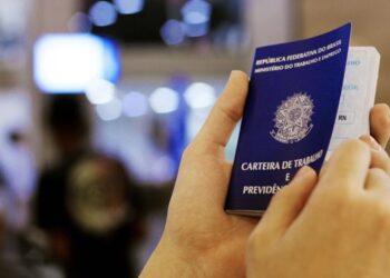 Pela 1ª vez, Brasil tem mais de 100 milhões de trabalhadores ocupados