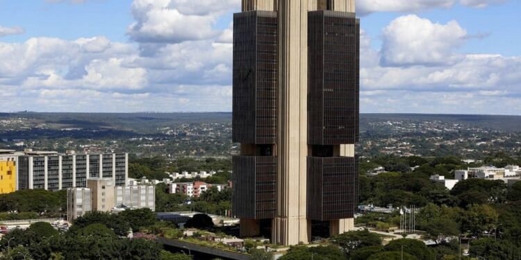 Copom reduz juros básicos da economia para 11,75% ao ano