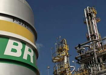 Nota de crédito da Petrobras é elevada pela S&P