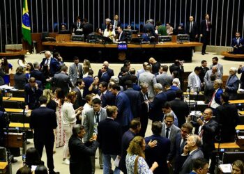 Congresso conclui votação da LDO de 2024