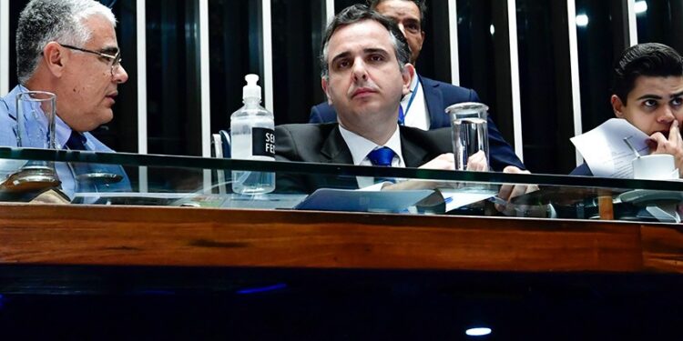 Senado aprova taxação de apostas esportivas, mas desidrata texto