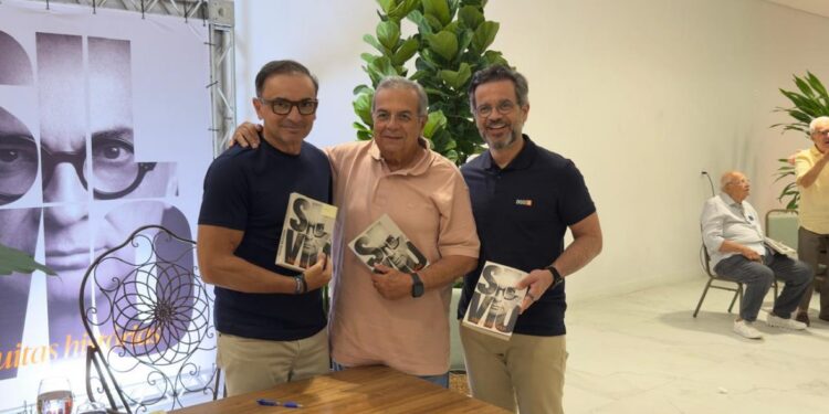 Diretoria da FIERN prestigia lançamento da autobiografia do empresário potiguar Silvio Bezerra 