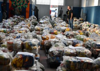 Programa Banco de Alimentos doa mais 15 toneladas a 100 instituições