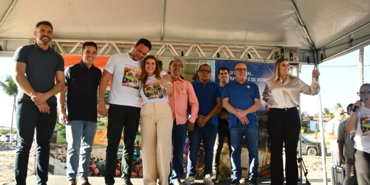 Prefeitura assina ordem de serviço para o maior projeto social de Natal