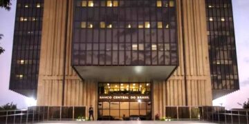 BC reduz juros básicos para 14,75% ao ano