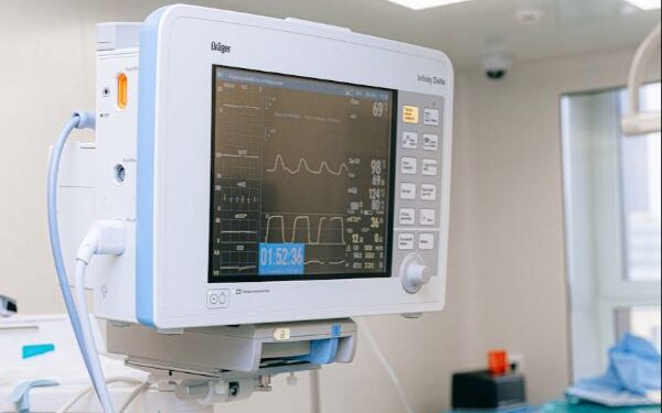 Estado deve garantir internação em leito de UTI para paciente da rede pública