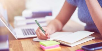 Concursos Públicos: 12 editais abrem inscrições nesta sexta (13); veja quais