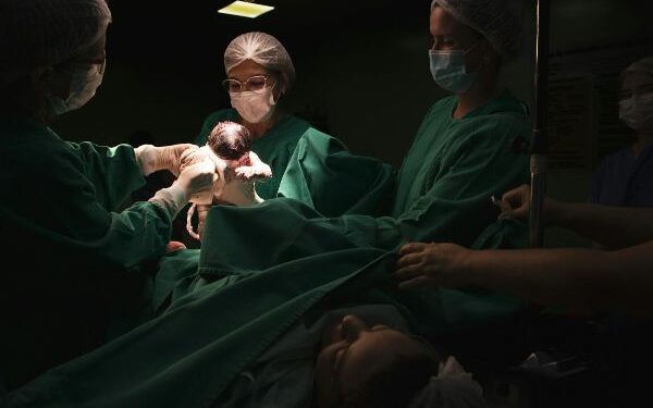 Vitimas de negilência médica durante parto serão indenizada e terão direito a pensão vitalícia