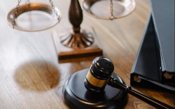 Governo do RN é condenado a indenizar família de idosa que morreu à espera de UTI em hospital