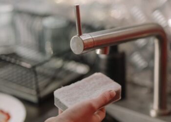 Caern é condenada a indenizar família de Parnamirim por falha em serviço de abastecimento de água