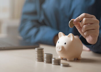 Valor de seguro de vida resgatável pode ser penhorado quando sacado pelo próprio segurado