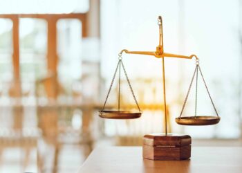 Justiça do Trabalho no RN nega danos morais a ex-empregada suspensa por conduta capacitista