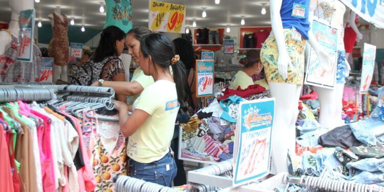 Comércio e Serviços sustentam emprego no RN em fevereiro