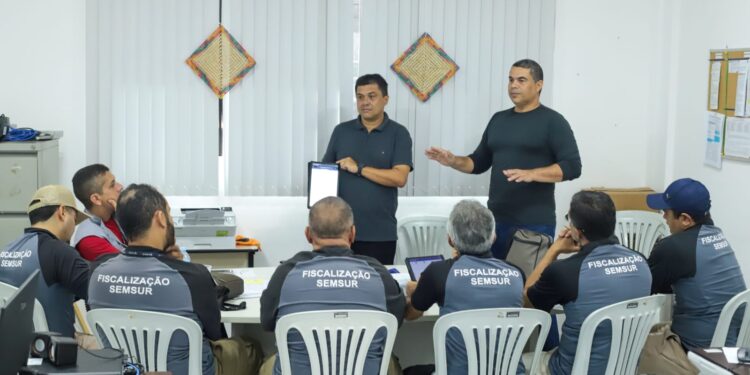 Semsur inicia capacitação para atualização cadastral dos feirantes de Natal