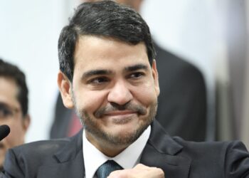 Em derrota do Governo Lula, Senado rejeita indicação de Messias para STF