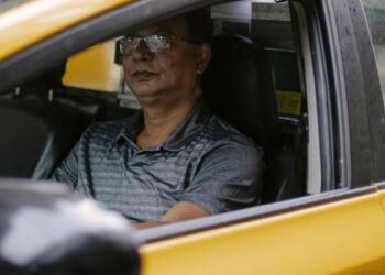 Loja é condenada a indenizar taxista por vender veículo seminovo defeituoso