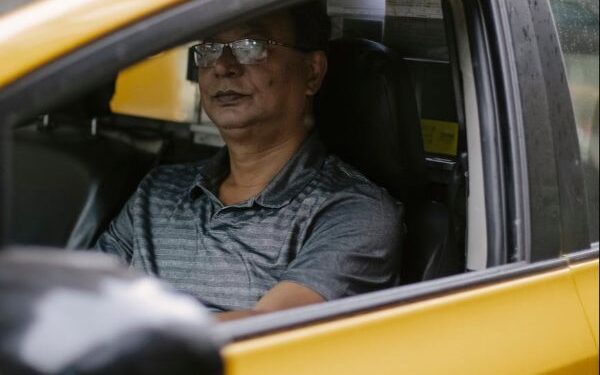 Loja é condenada a indenizar taxista por vender veículo seminovo defeituoso