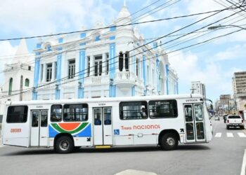 Prefeitura ativa cashback no transporte público neste sábado (9)
